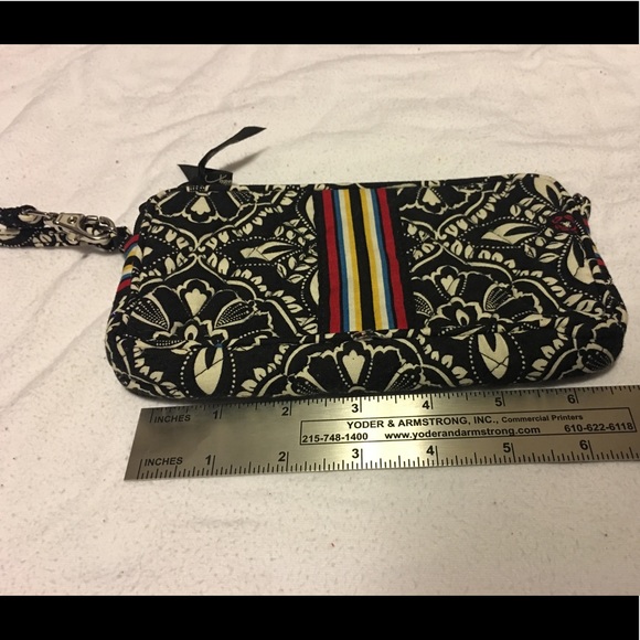 Vera Bradley Wristlet - Picture 3 of 4